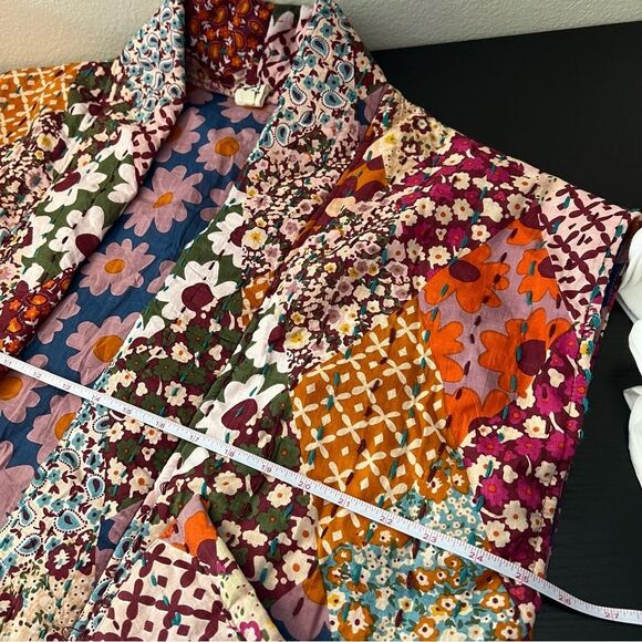 Ivy Jane Patchwork Quilted Vest in Multi Floral Pink Large - Picture 11 of 12